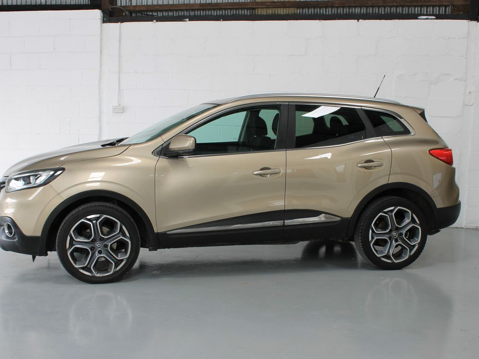 2016 Renault Kadjar - image 4