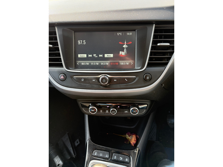 2018 Opel Crossland X - image 16