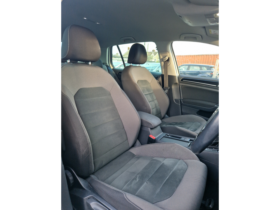 2018 Volkswagen Golf 1.4 TSI Highline Auto €18,450