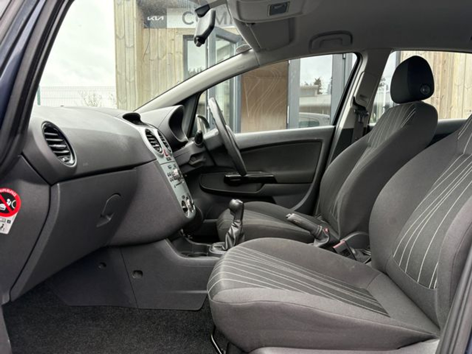 2010 Opel Corsa - image 17