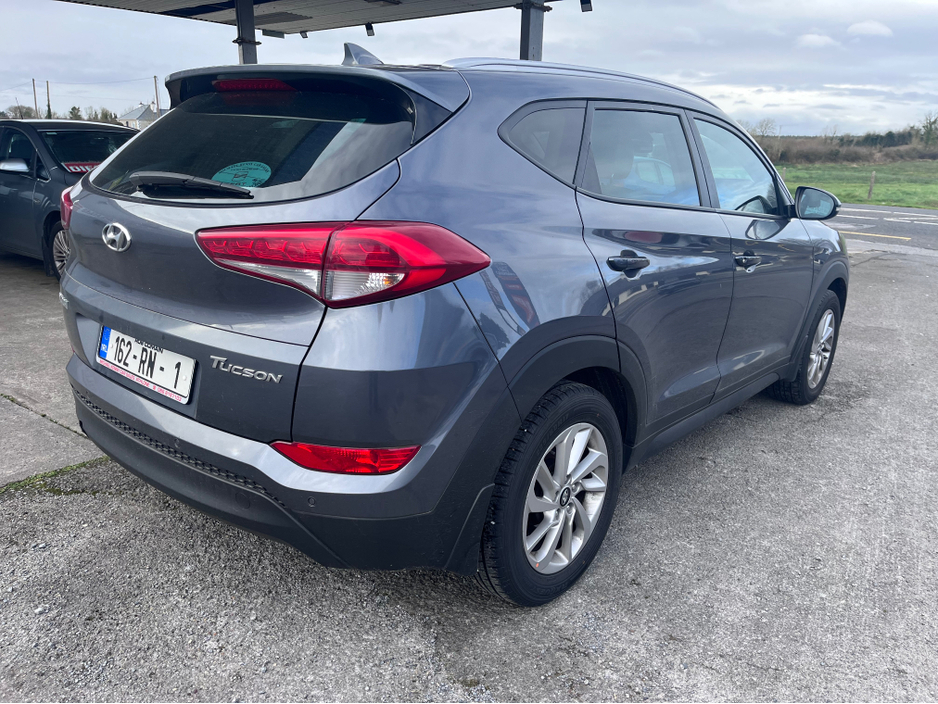 2016 Hyundai Tucson - image 4