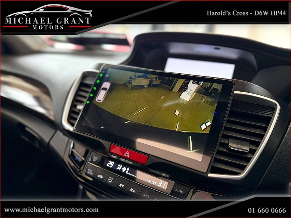 2016 Honda Accord - image 29