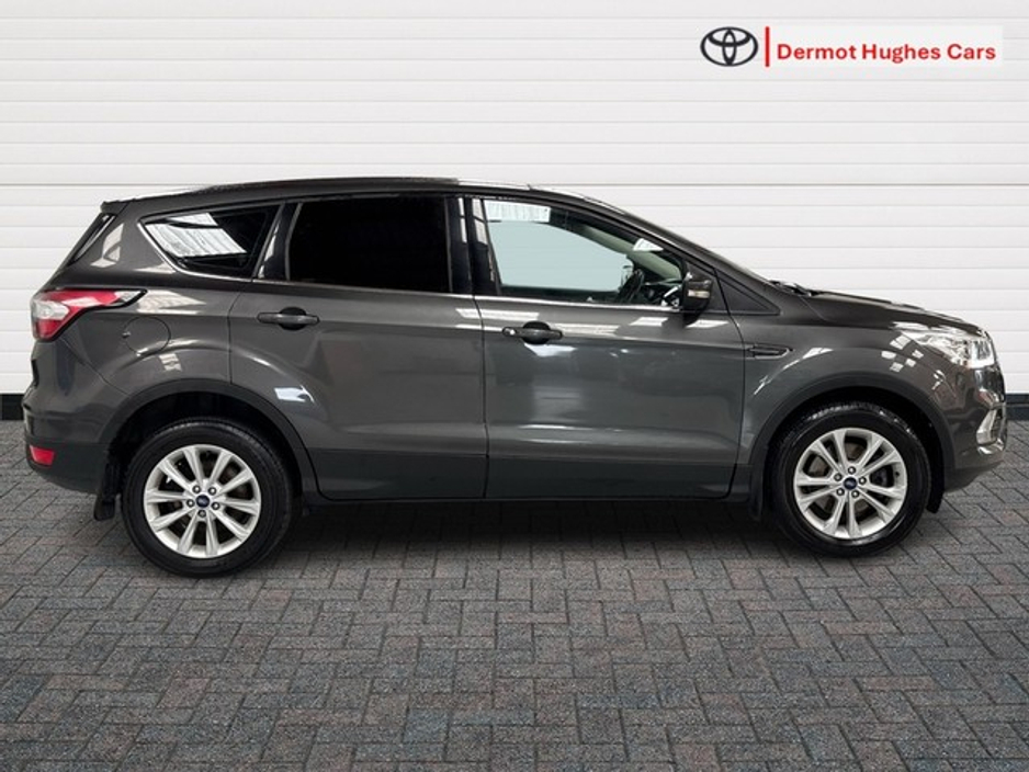 2018 Ford Kuga - image 3