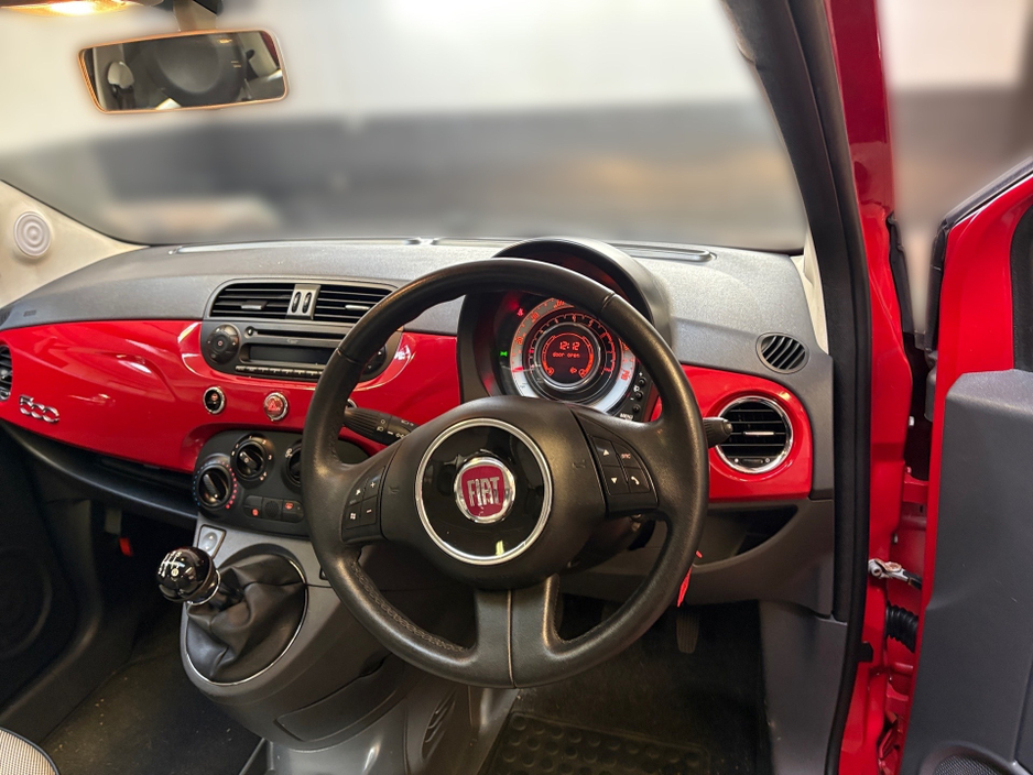 2012 Fiat 500 - image 13