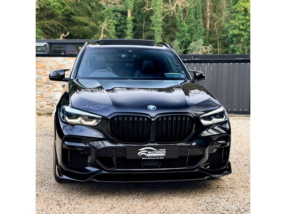 2021 BMW X5 2021 (212)  BMW X5 45E MSPORT 390BHP €46,999