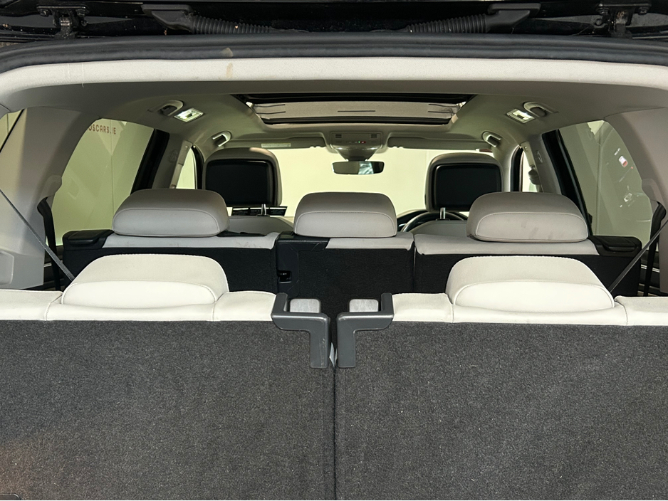 2021 Volkswagen Tiguan - image 26