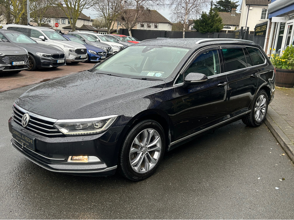 2016 Volkswagen Passat - image 36