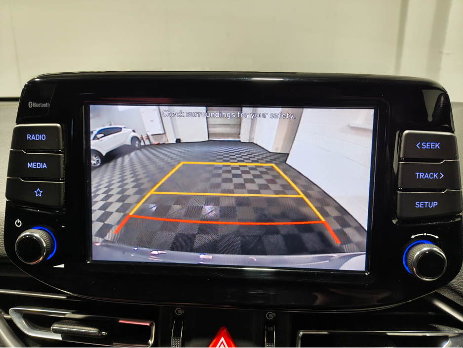 2022 Hyundai i30 - image 17