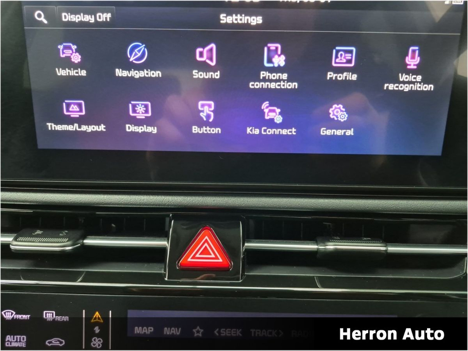 2023 Kia Niro - image 10