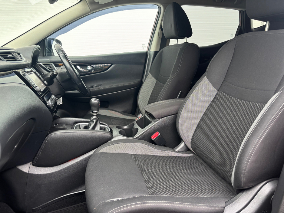 2018 Nissan Qashqai - image 13