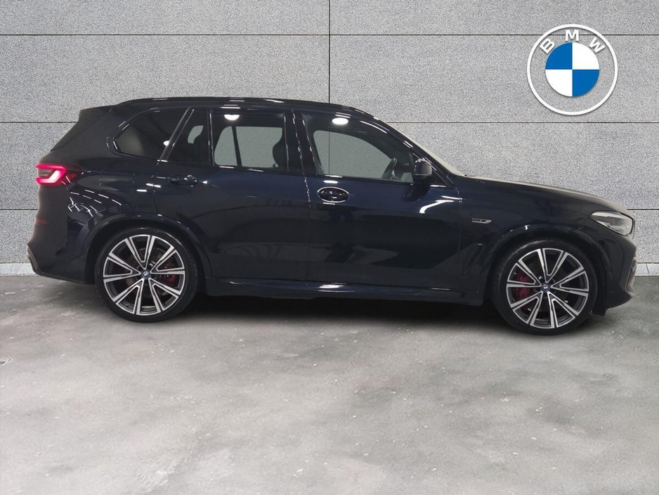 2022 BMW X5 xDrive45e M Sport €65,950