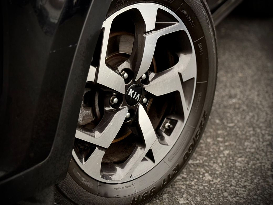 2022 Kia Sportage - image 23