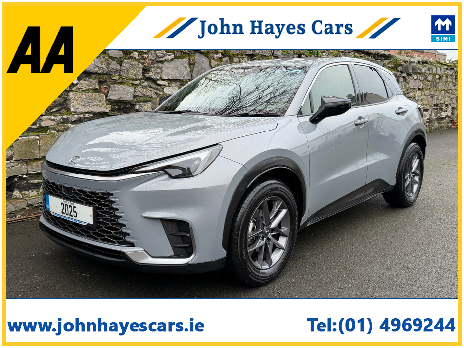 2025 Lexus LBX PREMIUM SPECIFICATION//BEIGE LEATHER//IMMACULATE//HYBRID//SIMI AND AA DEALER €39,950