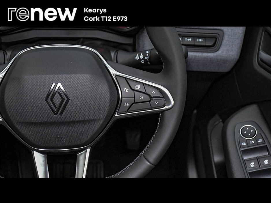 2025 Renault Clio - image 15