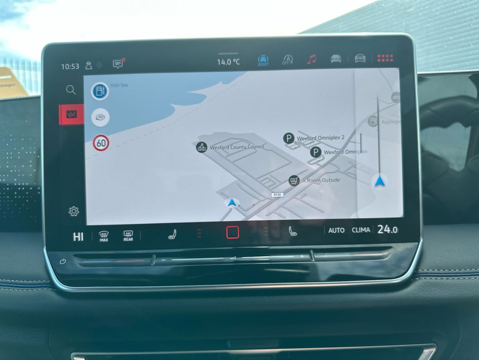 2025 Volkswagen Tiguan - image 16