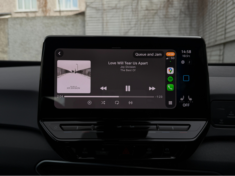 2023 Volkswagen ID.3 - image 12