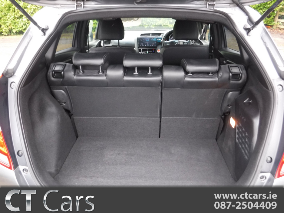 2018 Honda Fit 1.5 AUTO HYBRID MODULO STYLING LOW MILEAGE €13,250