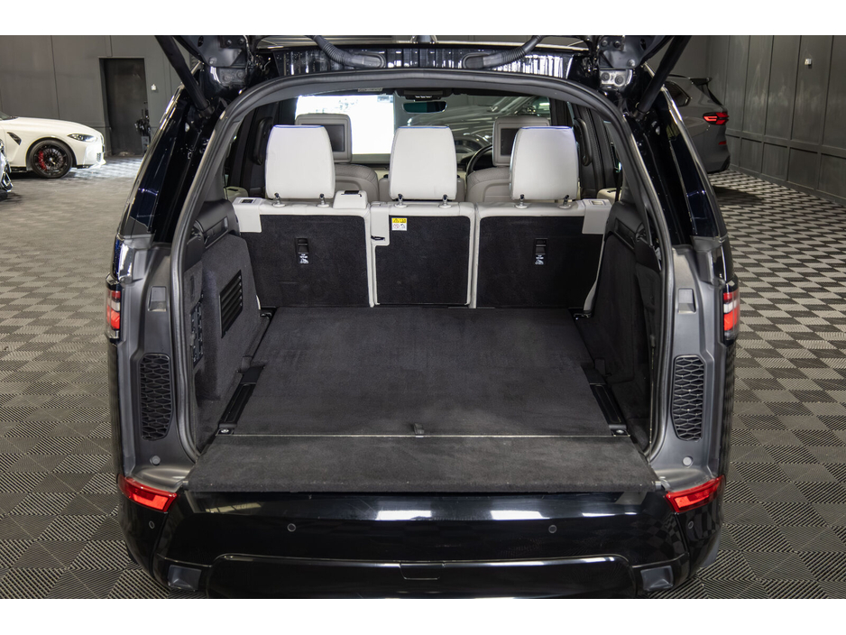 2020 Land Rover Discovery  €49,950