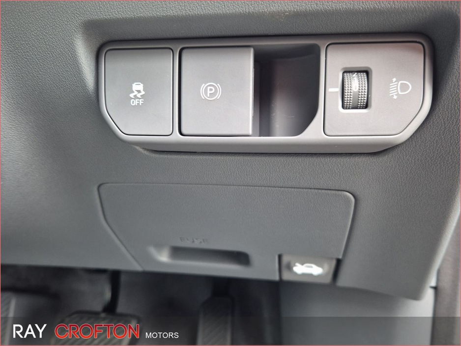 2026 Kia EV3 - image 24