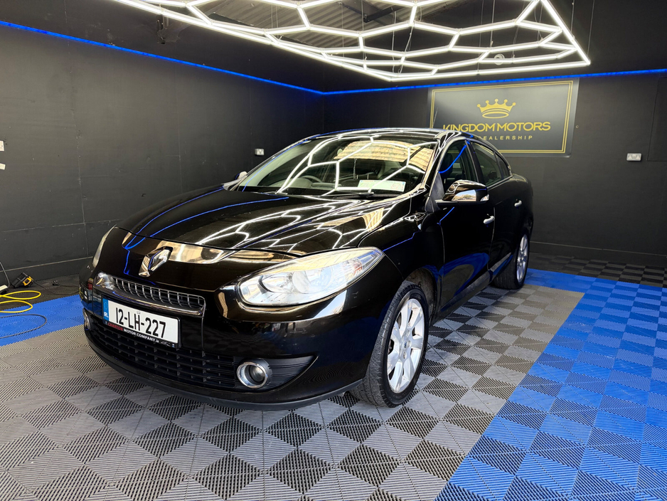 2012 Renault Fluence - image 5