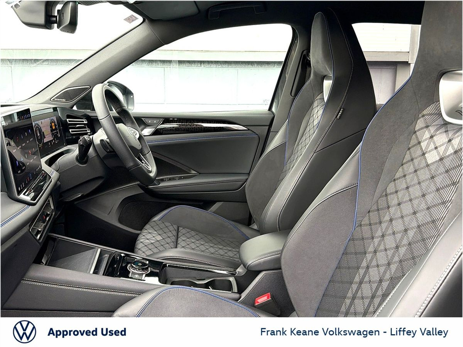 2024 Volkswagen Tiguan - image 4