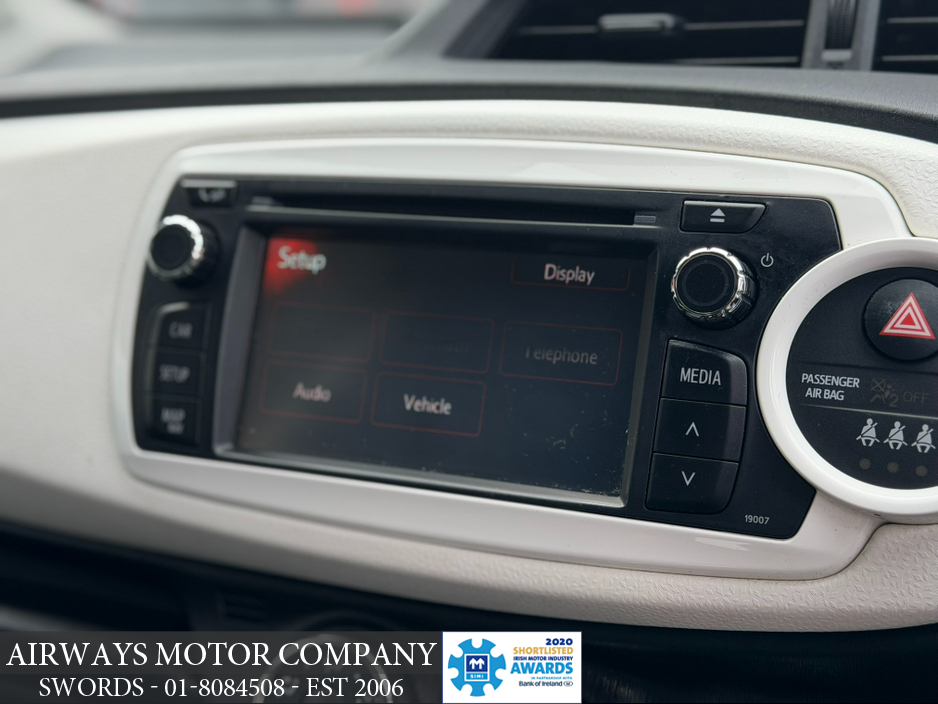 2013 Toyota Yaris 1.33 VVT-I TREND 5DR - FRESH NCT €6,950