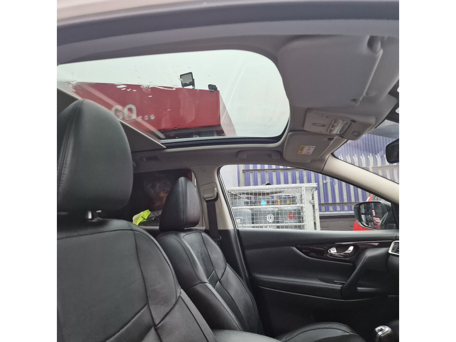 2015 Nissan Qashqai 1.5 DSL XE €10,950