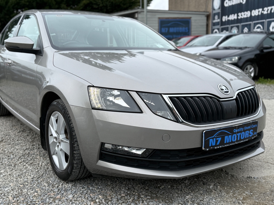 2017 Skoda Octavia - image 10