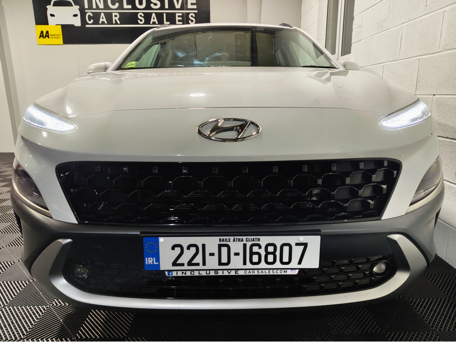 2022 Hyundai Kona - image 4