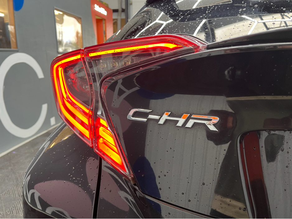 2019 Toyota C-HR - image 7