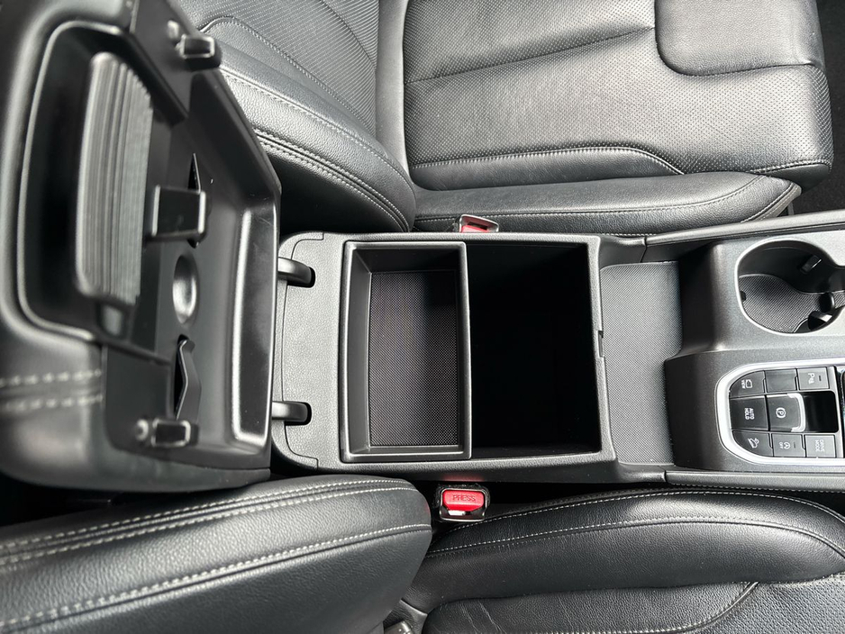 2019 Hyundai Santa Fe - image 16