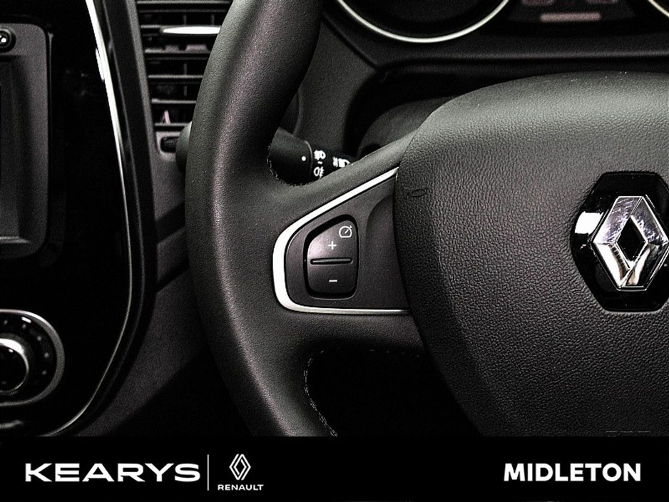 2020 Renault Captur - image 12