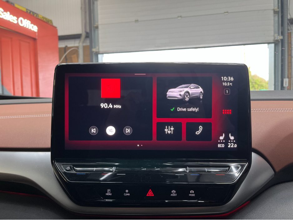 2022 Volkswagen ID.4 €26950 2022 VOLKSWAGEN ID.4 PRO LAUNCH EDITION AUTOMATIC / CRUISE CONTROL / 360° CAMERA / ELECTRIC MEMORY & HEATED SEATS / APPLE CARPLAY / AMBIENT LIGHTS / PANORAMIC SUNROOF €26,950