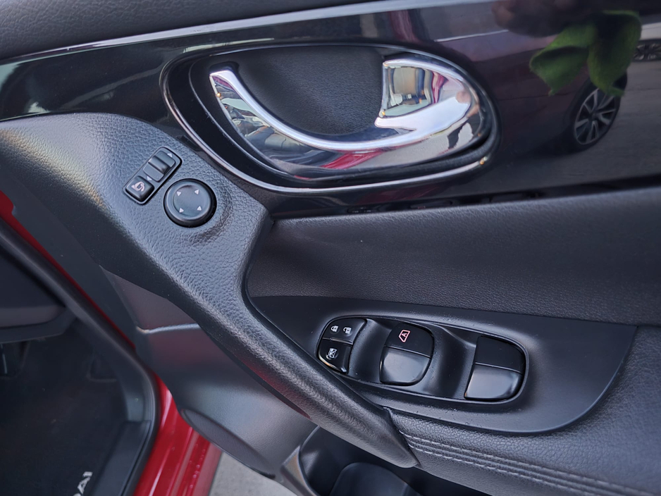 2016 Nissan Qashqai - image 23