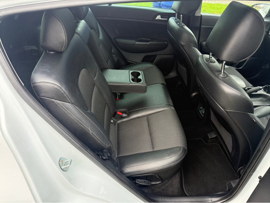 2016 Kia Sportage - image 16