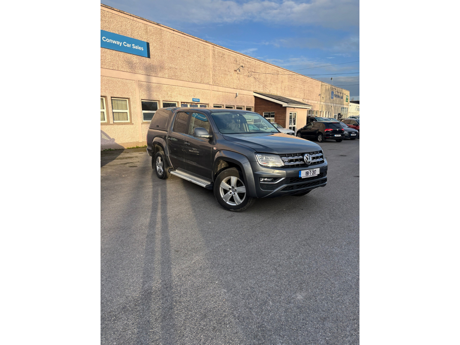 2019 Volkswagen Amarok - image 3