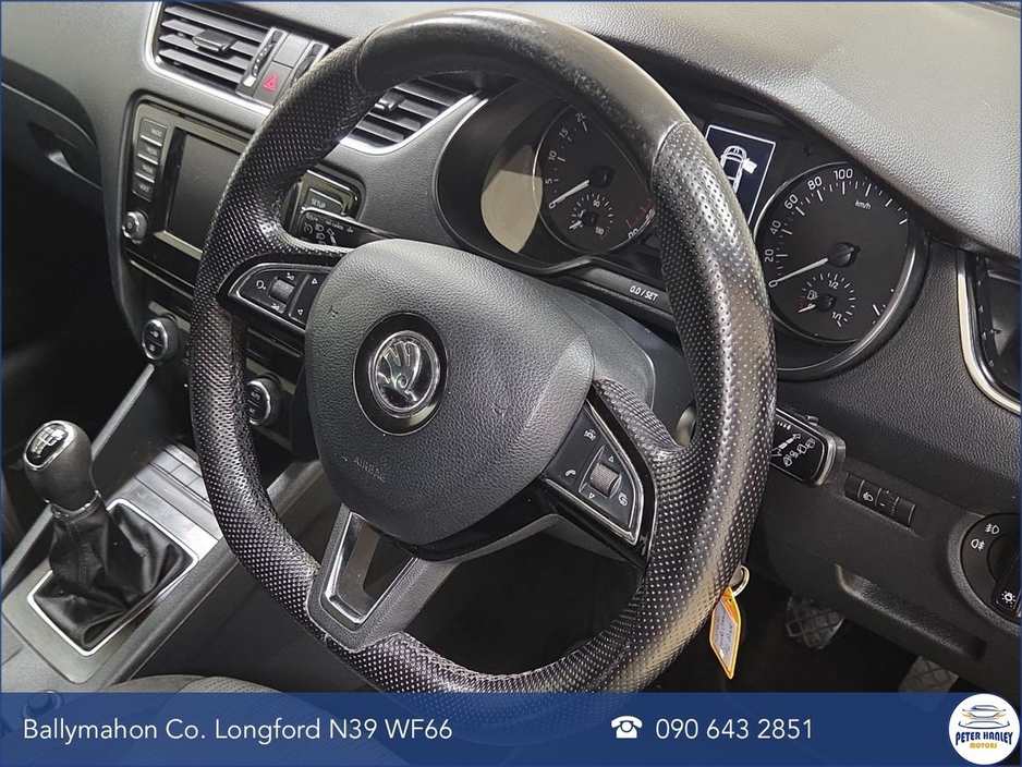 2016 Skoda Octavia - image 15