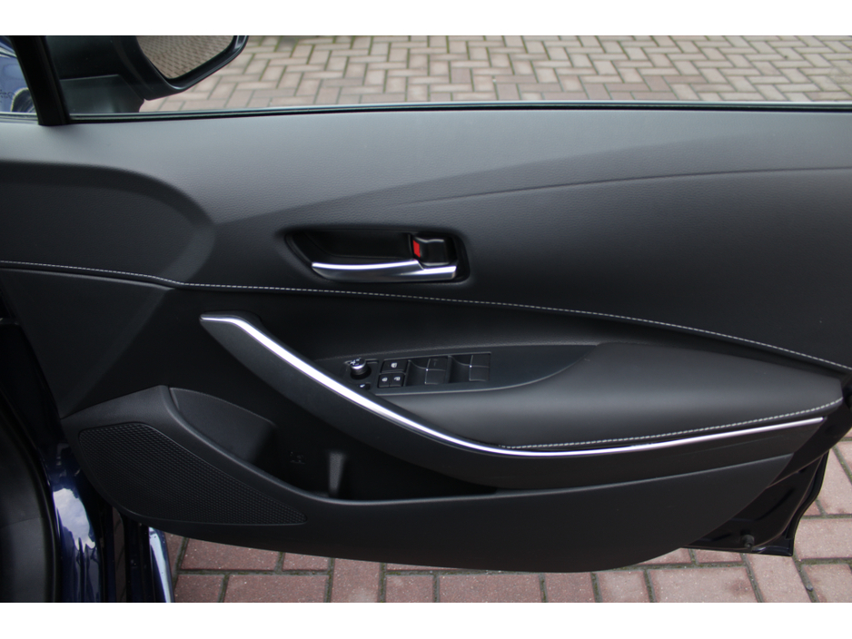 2024 Toyota Corolla HYBRID SOL 5DR ESTATE AUTOMATIC // 1 OWNER WITH ONLY 33,000KM'S // BUY WITH CONFIDENCE AA  AND SIMI APPROVED DEALER 2026 // FINANCE ARRANGED // ALL TRADE INS WELCOME // €31,950