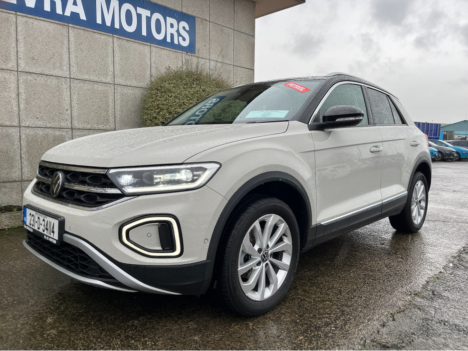 2023 Volkswagen T-Roc STYLE 1.0 PETROL //HIGH SPEC//HALF LEATHER HEATED SEATS//PANORAMIC GLASS ROOF//SAT NAV//REVERSE CAMERA// €27,950