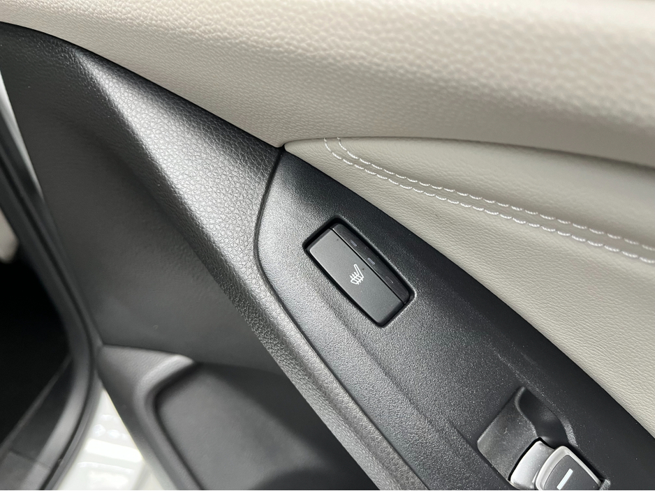 2018 Honda Accord - image 18