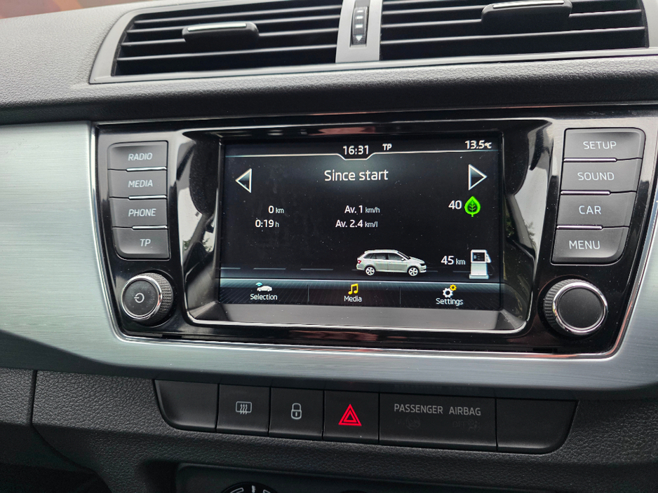 2017 Skoda Fabia - image 14