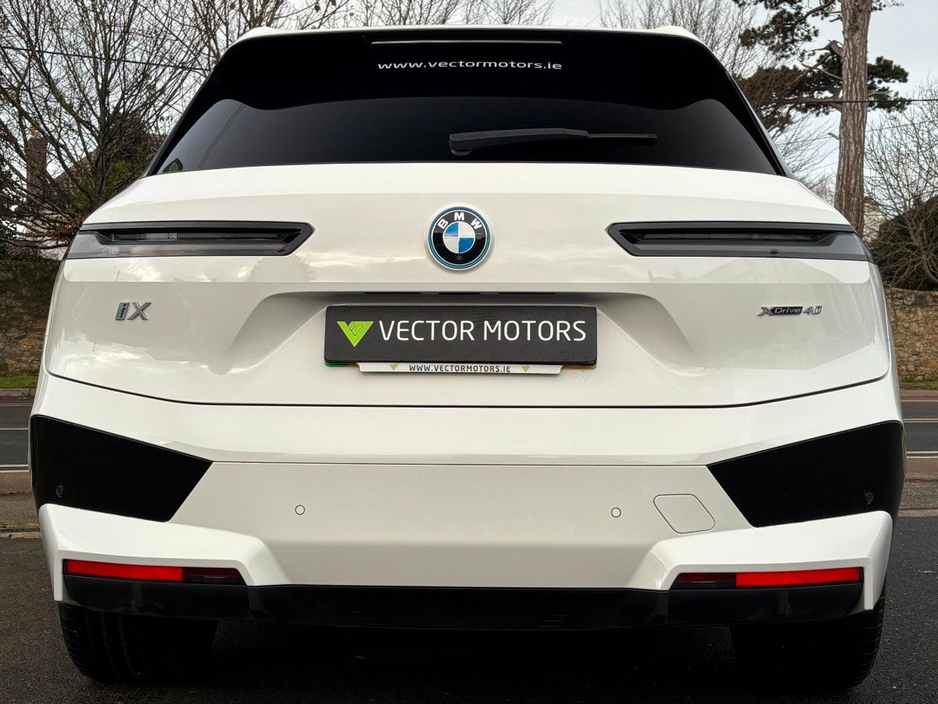 2023 BMW iX XD40 M SPORT €49,995
