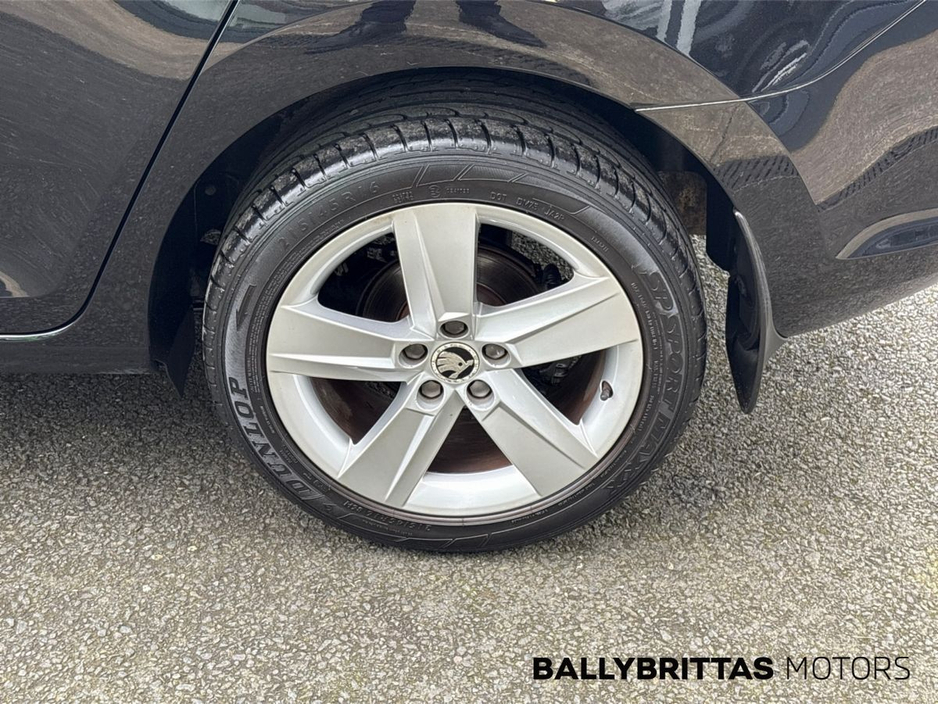 2016 Skoda Rapid - image 8