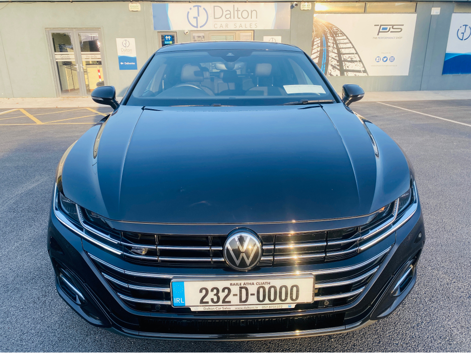 2023 Volkswagen Arteon - image 2