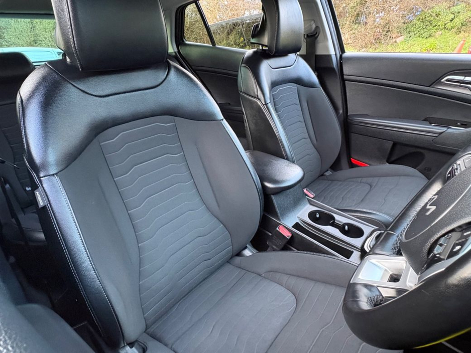 2023 Kia Sportage Mhev K3 DSL 5DR, WARRANTY TILL 2030, Reversing Camera, Touch Screen Infotainment System, Lane Departure Warning, Multi-Function Steering Wheel €33,900