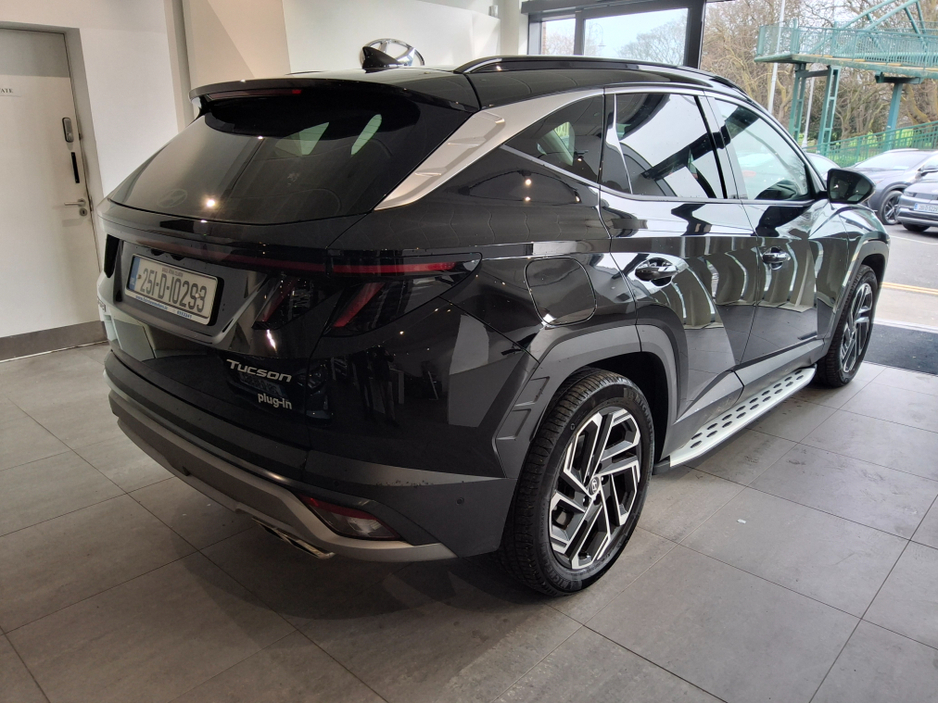 2025 Hyundai Tucson PLATINUM PHEV  - Only 4,000 Km - Top Spec - Side Steps - €46,950