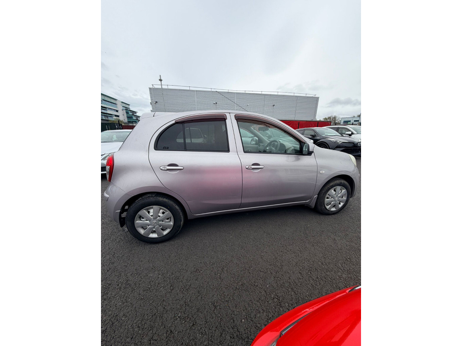 2012 Nissan March - image 2