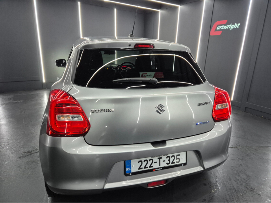 2022 Suzuki Swift - image 15