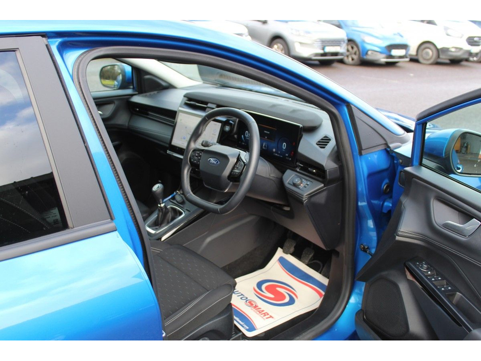 2025 Ford Puma 1.0L EcoBoost Hybrid 125PS Titanium €29,000