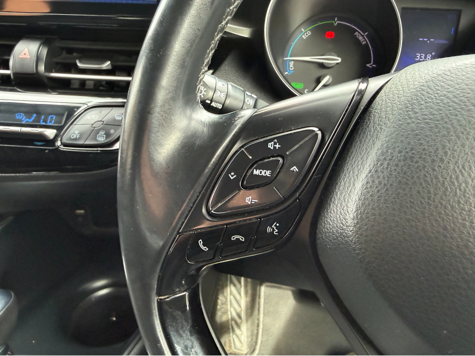 2018 Toyota C-HR - image 17